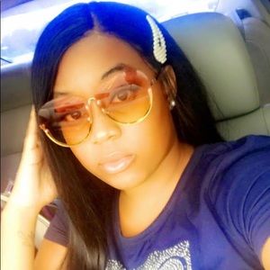 Meet your Posher, Ashauntyanna